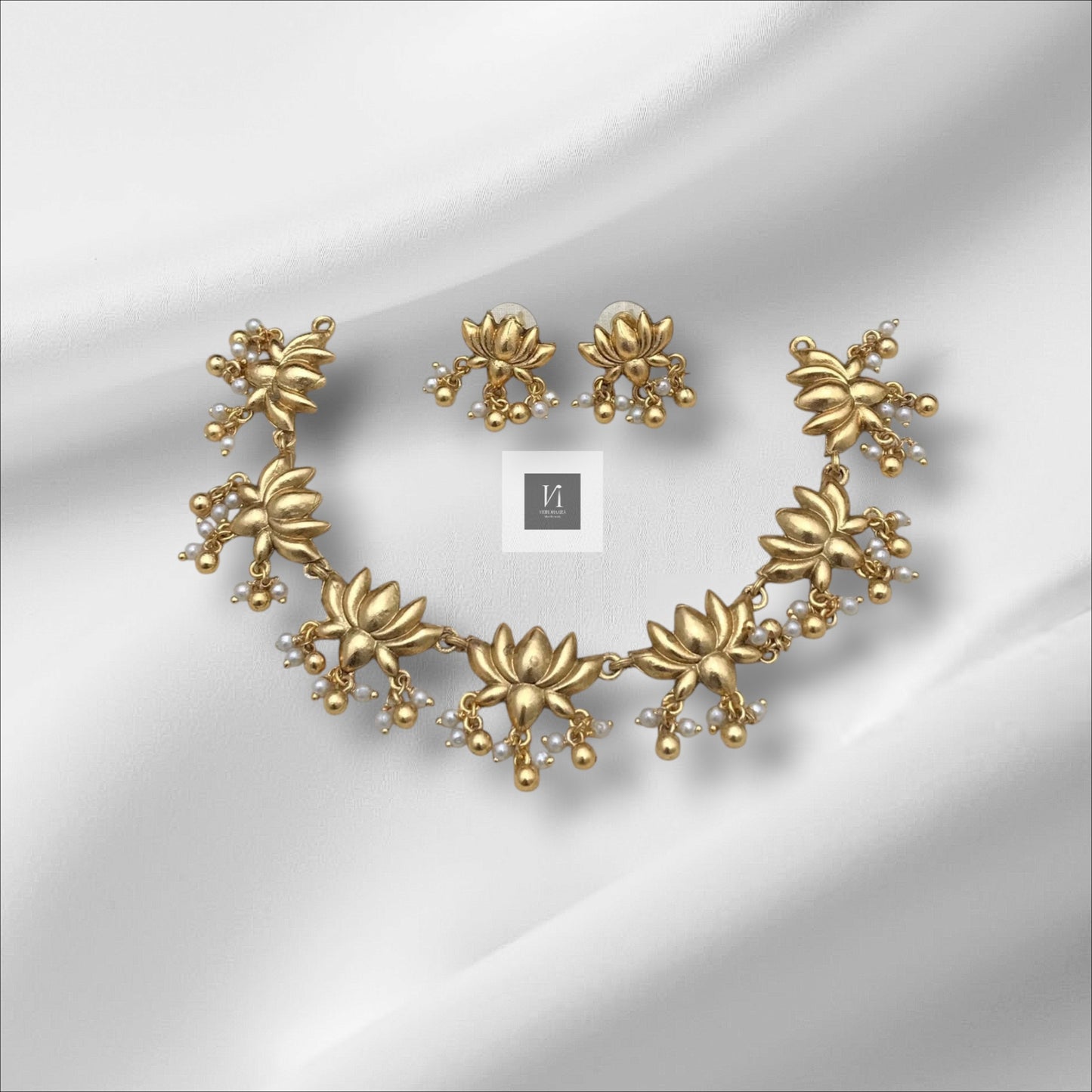 Lotus Golden Necklace