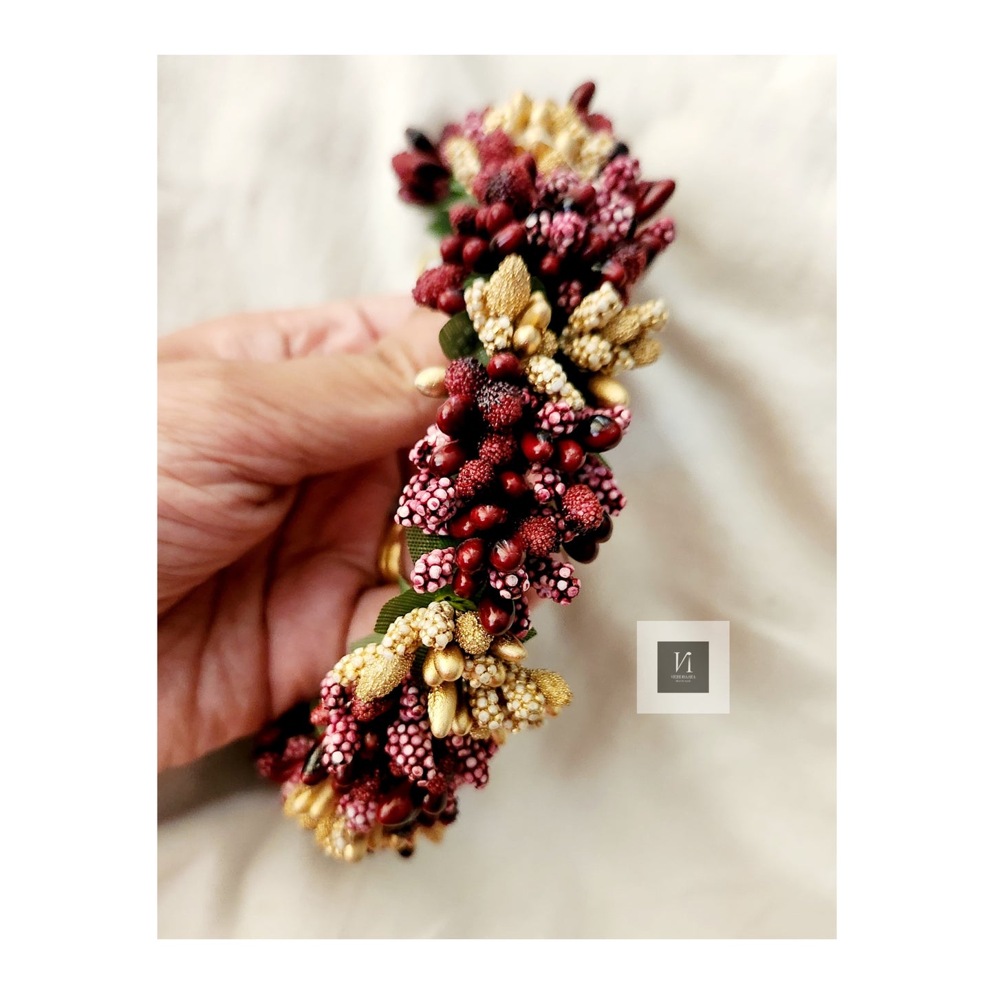 Maroon- Golden Pollen Gajra