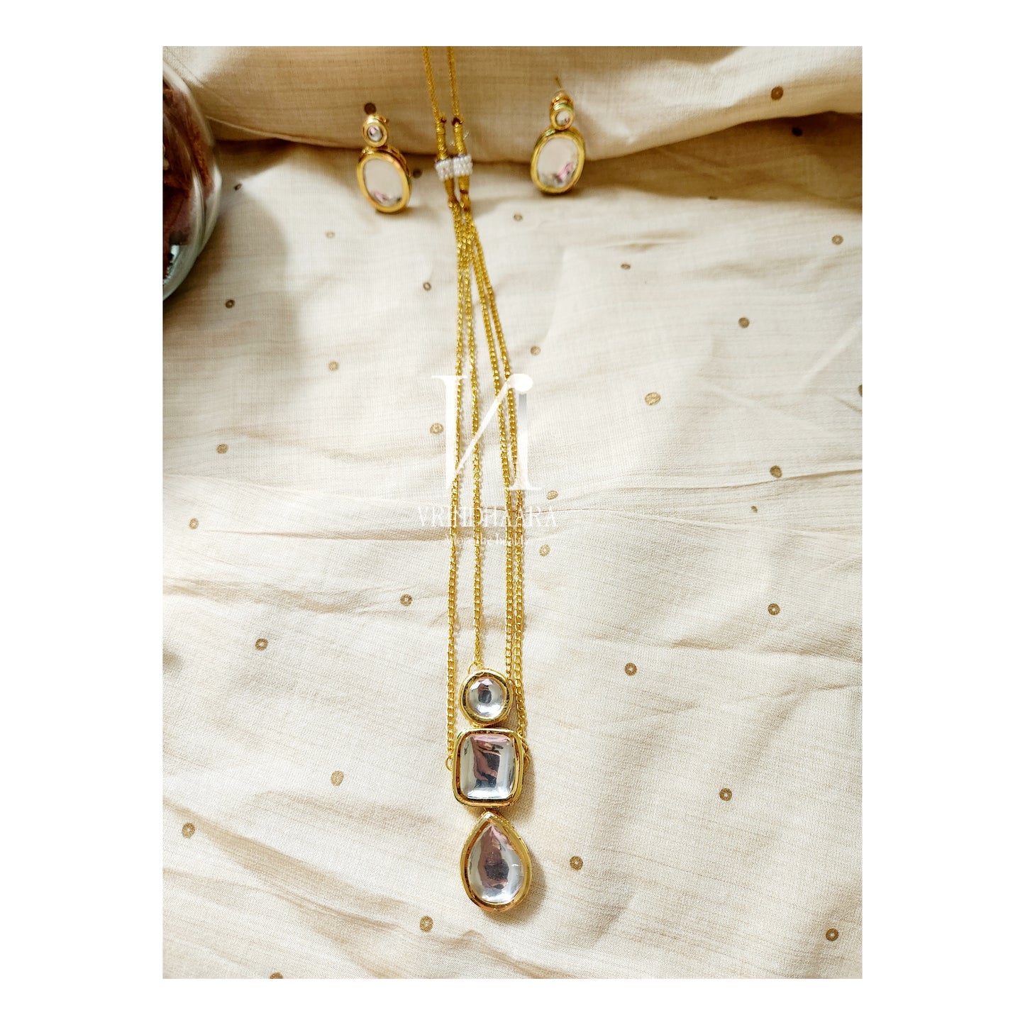 Mirror Stoned Long Chain Set