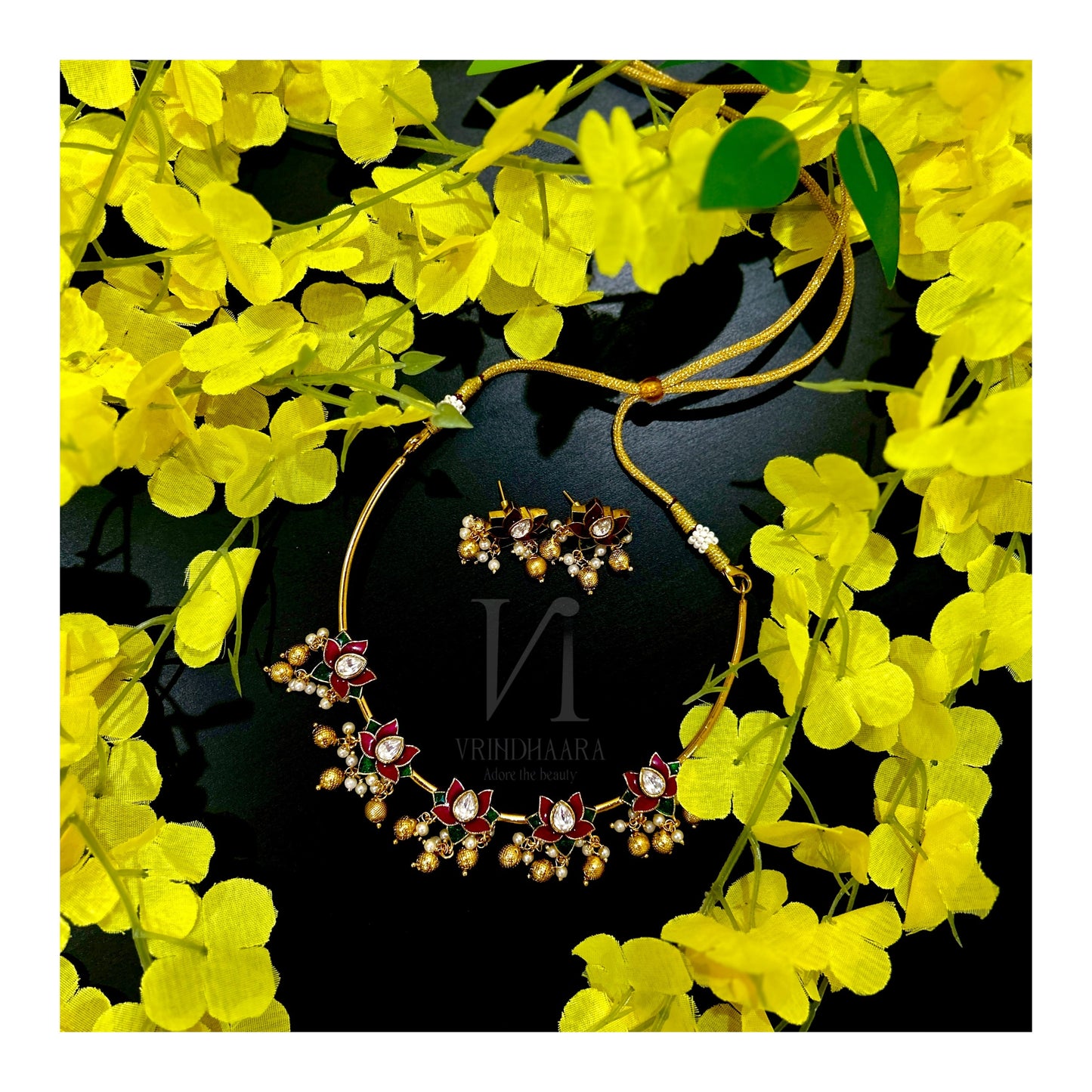 Lotus Kemp Necklace Set