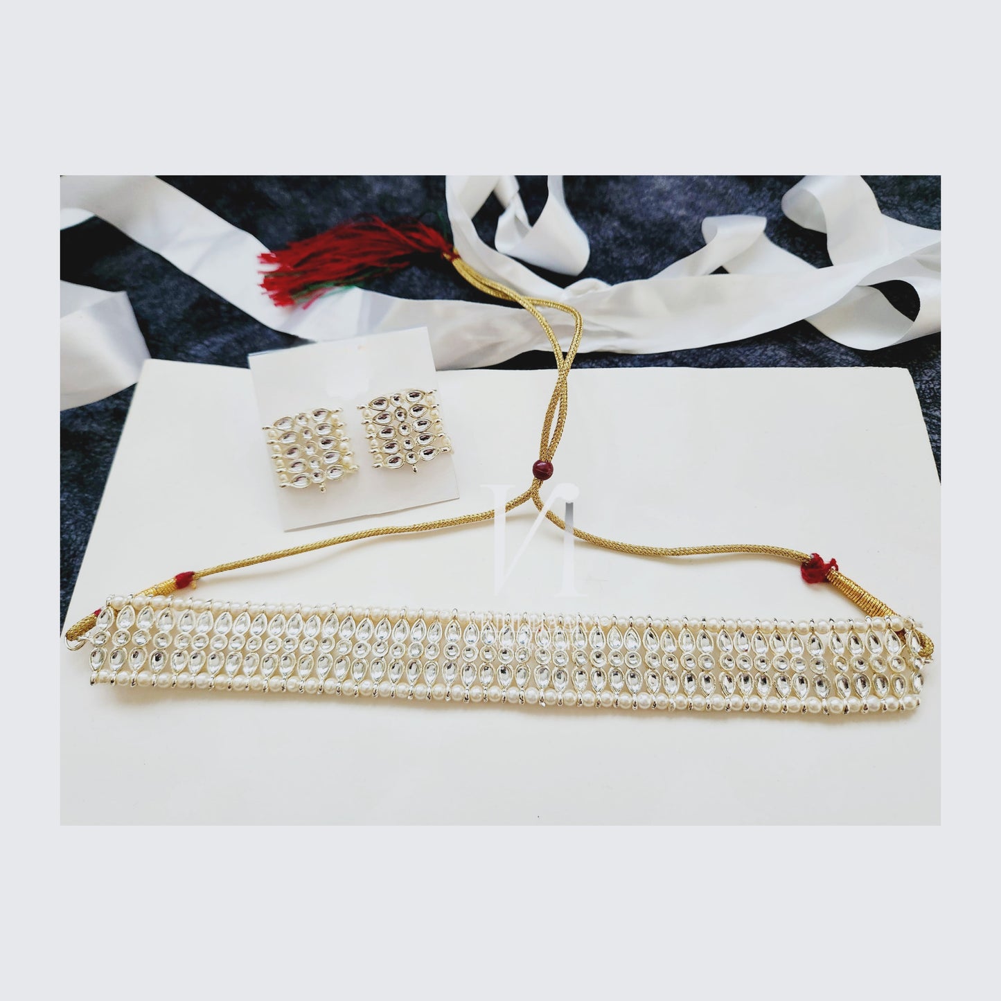 Pearl White choker Set