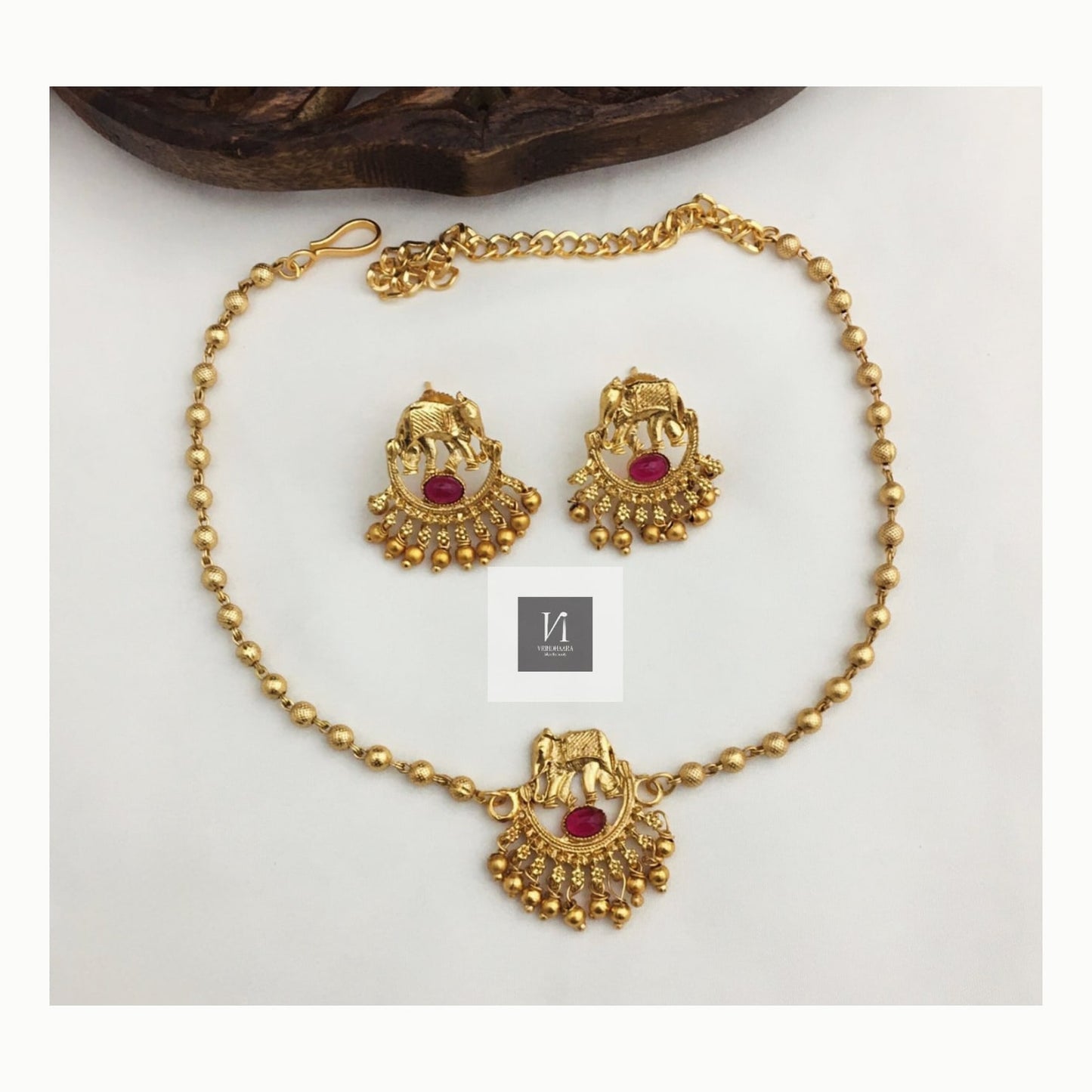 Single Line Elephant choker