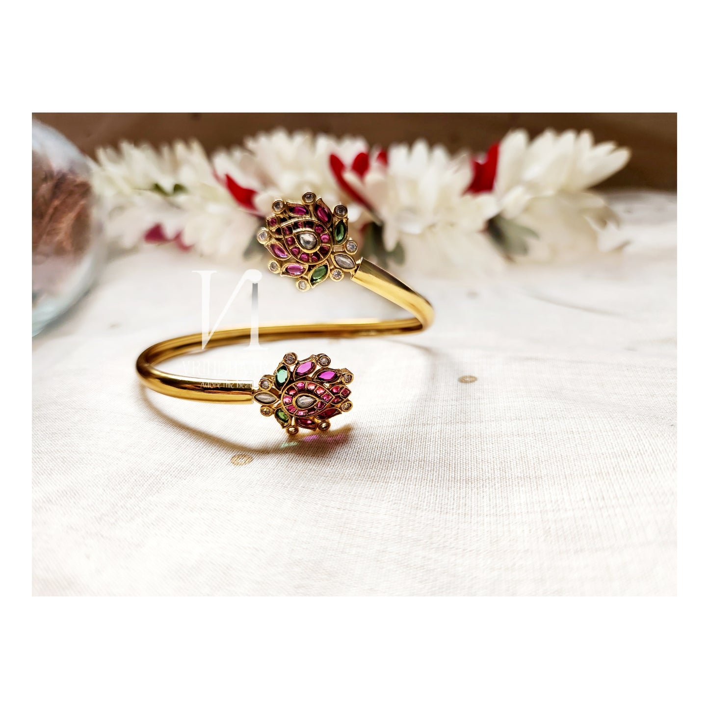 Gold look-alike Bracelet_Kada