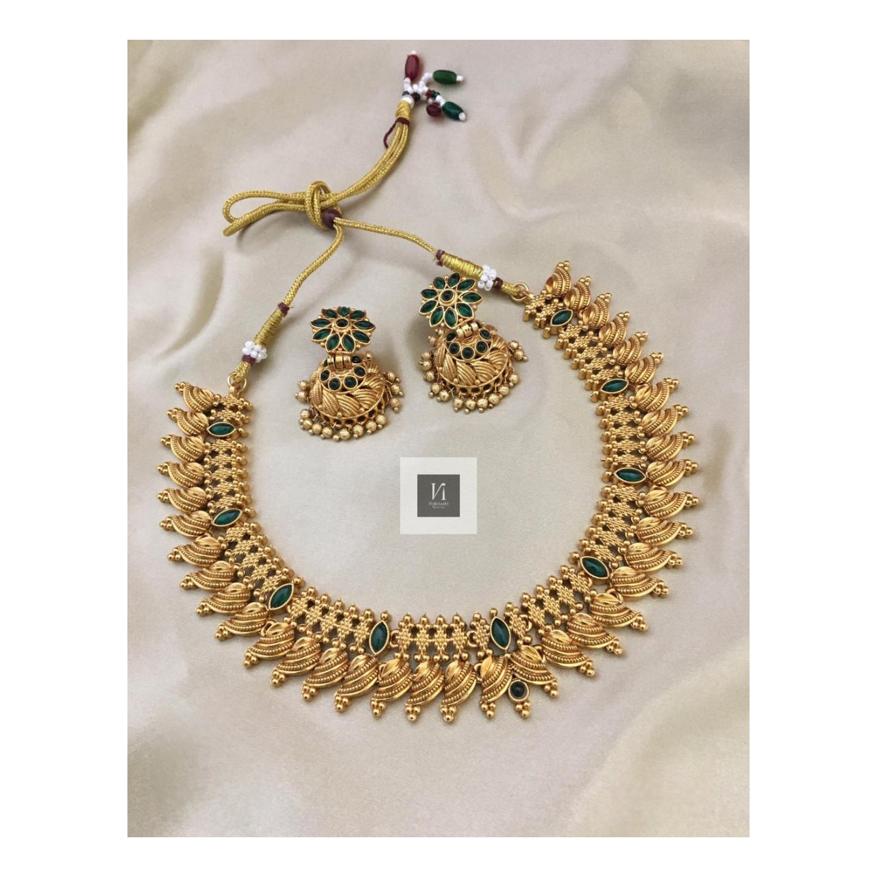 Wide Necklace Set