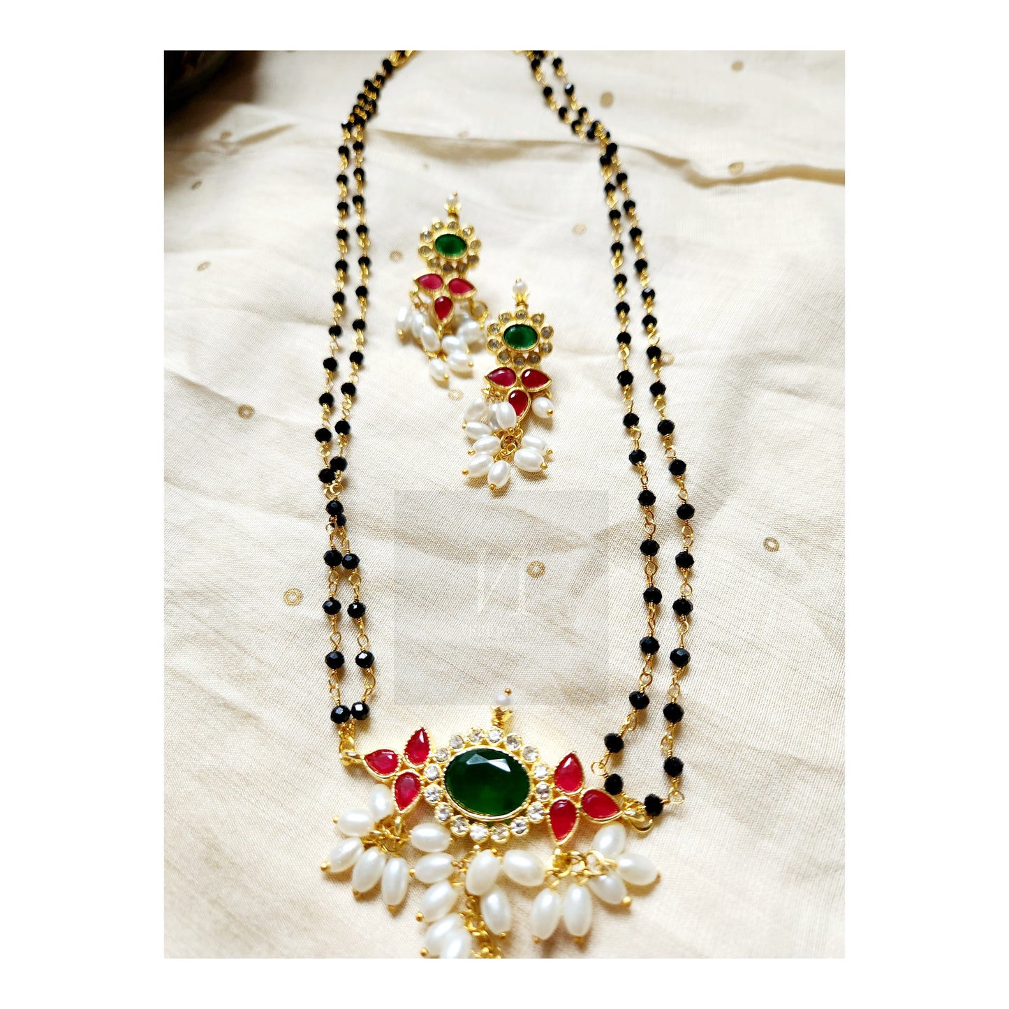 Pearl Long Chain- Black Beads