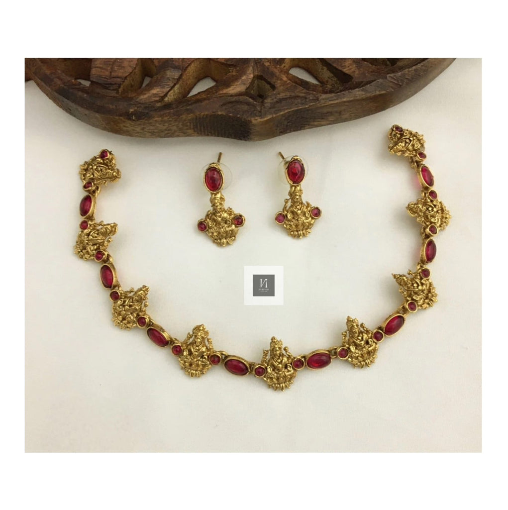 Lakshmi sculpted Choker Set