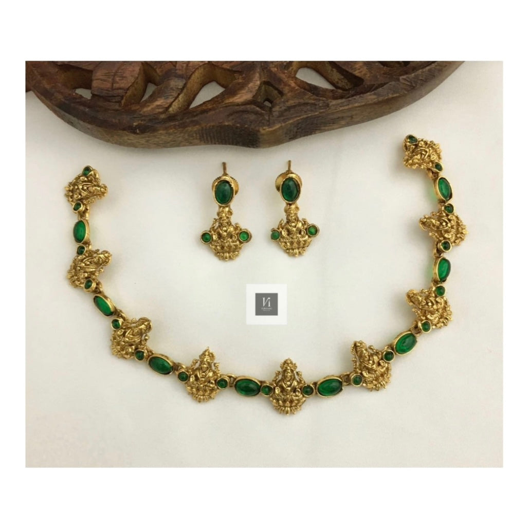 Lakshmi sculpted Choker Set