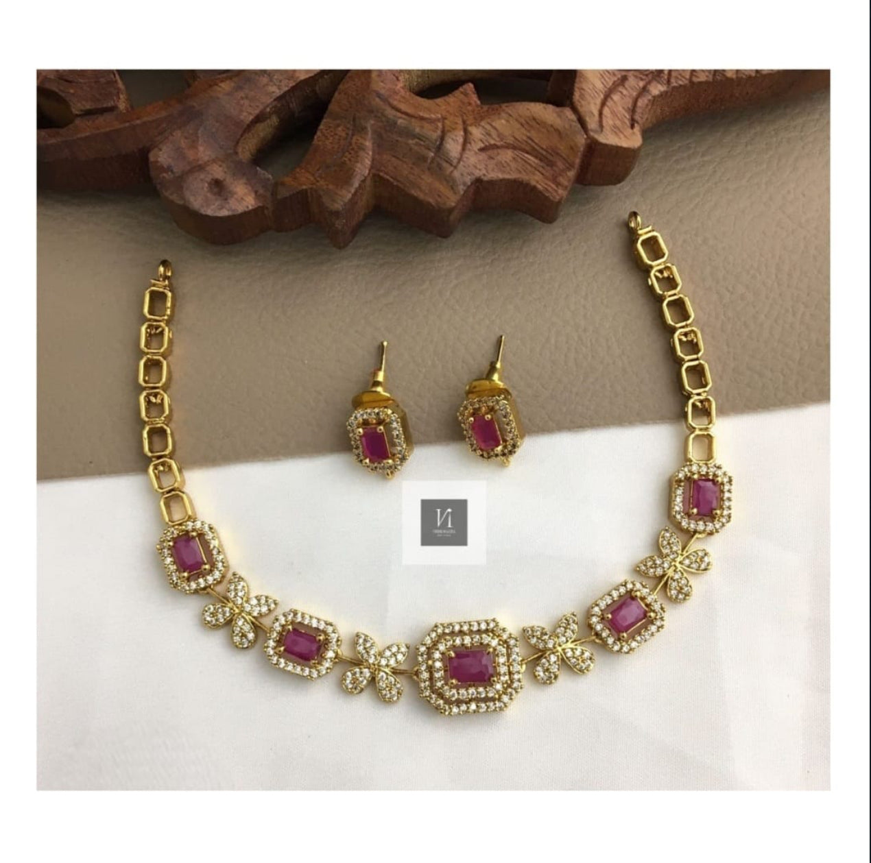 Ad- Stone Studded Set