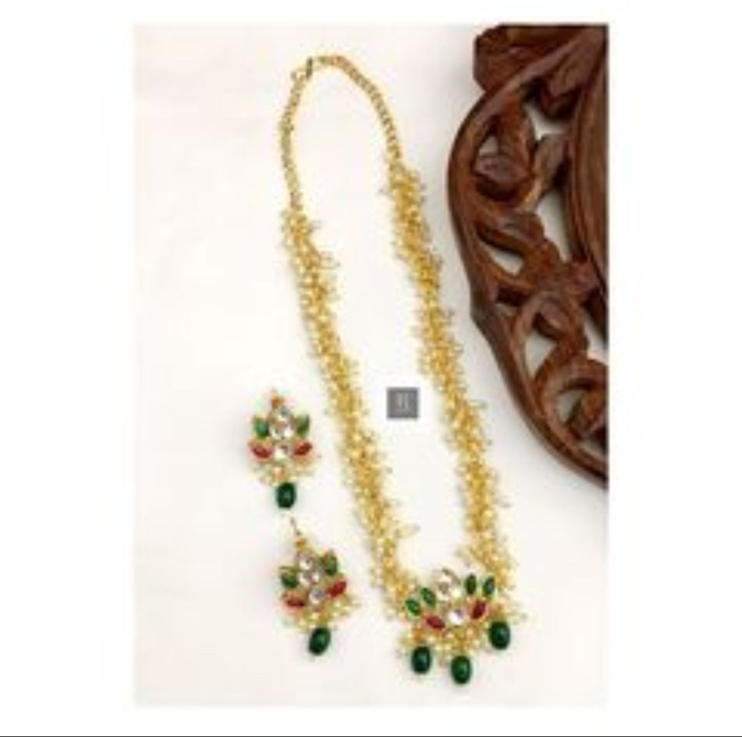 Pearl Studded Necklace Set