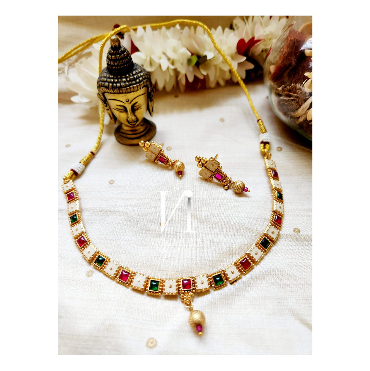 Minimal Necklace set